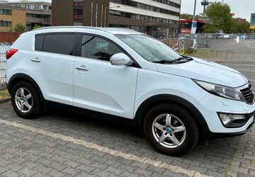 Kia Sportage 110.000 km 7.990 &euro; Köln 50737