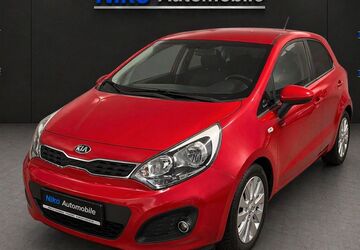 Kia Rio 74.000 km 6.950 &euro; Wesseling 50389