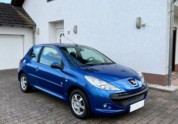Peugeot 206 117.000 km 3.999 &euro; Siegburg 53721