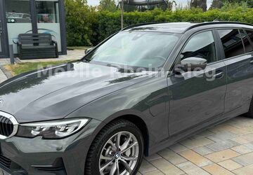 BMW 330 112.580 km 22.380 &euro; Bornheim 53332