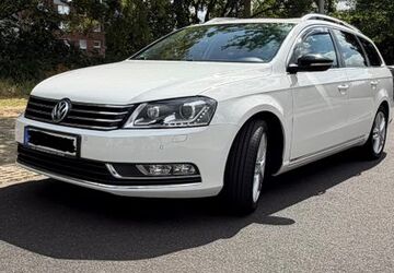 VW Passat 203.514 km 8.750 &euro; Hürth 50354
