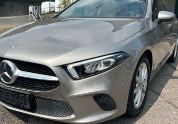 Mercedes-Benz A 180 93.128 km 18.450 &euro; Remscheid 42853