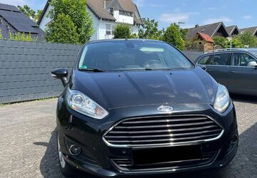 Ford Fiesta 99.125 km 5.199 &euro; Troisdorf 53844