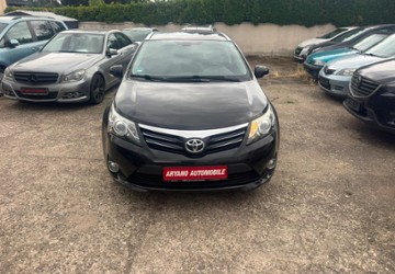 Toyota Avensis 167.000 km 6.999 &euro; Bonn 53123