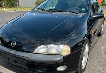 Opel Tigra 173.200 km 1.990 &euro; Bornheim 53332