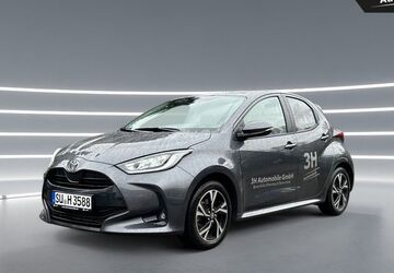 Toyota Yaris 9.999 km 23.990 &euro; Remscheid 42859