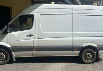 Mercedes-Benz Sprinter 182.000 km 7.600 &euro; Bonn 53173