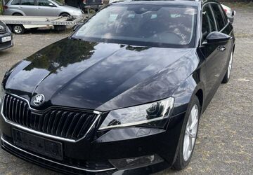 Skoda Superb 132.000 km 14.890 &euro; Wipperfürth 51688