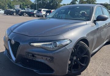 Alfa Romeo Giulia 176.500 km 14.800 &euro; Remscheid 42855