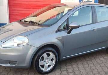 Fiat Grande Punto 220.850 km 2.490 &euro; Dormagen 41540