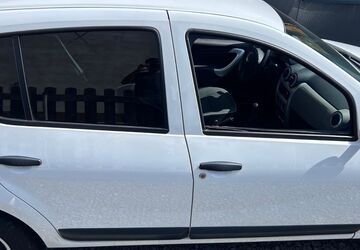 Dacia Sandero 113.038 km 3.500 &euro; Bonn 53121