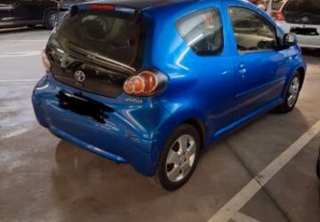 Toyota Aygo (X) 133.532 km 2.500 &euro; Brühl 50321