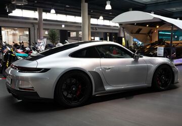 Porsche 992 15.400 km 179.900 &euro; Koeln 50829
