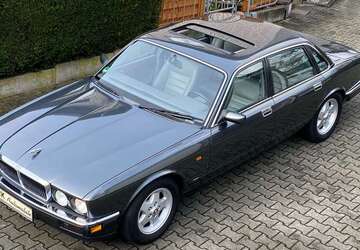 Jaguar XJ6 180.500 km 9.999 &euro; Solingen 42651