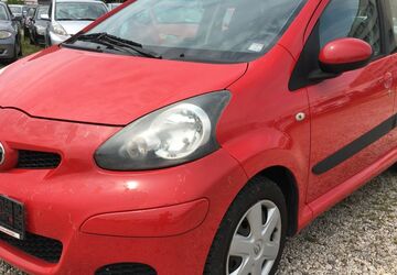 Toyota Aygo (X) 190.000 km 2.299 &euro; Bonn 53227