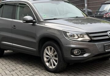 VW Tiguan 226.000 km 8.900 &euro; Remscheid 42855