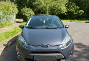 Ford Fiesta 131.000 km 3.200 &euro; Bonn 53121
