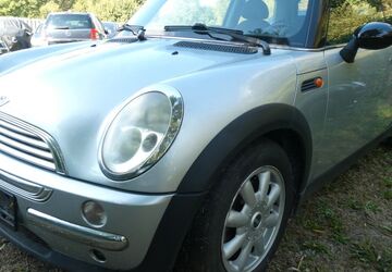 Mini Cooper 153.000 km 3.990 &euro; Hilden 40724