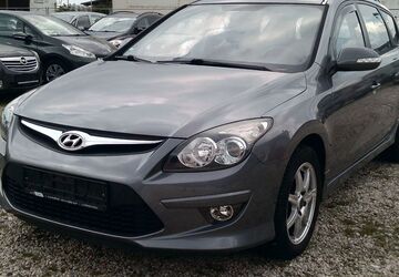 Hyundai i30 180.000 km 4.499 &euro; Bonn 53227