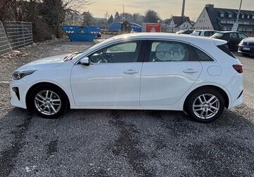 Kia ceed / Ceed 48.550 km 17.999 &euro; Remscheid 42859