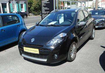 Renault Clio 125.500 km 3.850 &euro; Solingen 42653