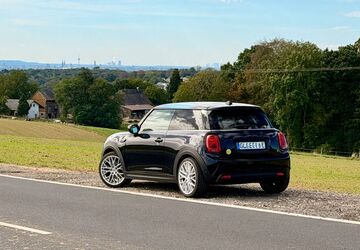 Mini Cooper SE 39.000 km 22.490 &euro; Rösrath 51503