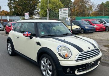 Mini ONE 158.000 km 2.999 &euro; Köln 50739