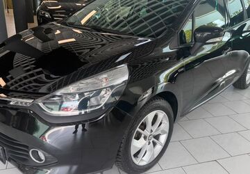Renault Clio 130.300 km 6.900 &euro; Köln 51149