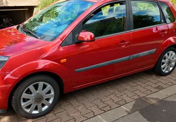 Ford Fiesta 215.000 km 2.850 &euro; Wesseling 50389