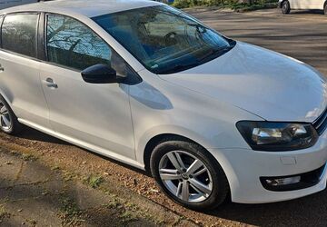 VW Polo 180.000 km 5.600 &euro; Köln 50739