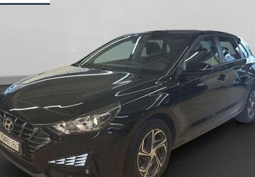 Hyundai i30 75.150 km 13.390 &euro; Leverkusen 51381