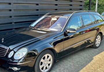 Mercedes-Benz E 280 363.500 km 3.900 &euro; Bergisch Gladbach 51469