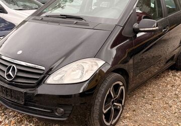 Mercedes-Benz A 180 393.345 km 990 &euro; Köln 51065