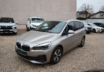 BMW 216 134.387 km 11.990 &euro; Solingen 42653