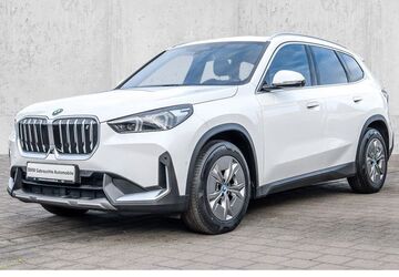 BMW iX1 50.137 km 34.995 &euro; Köln-West 50858