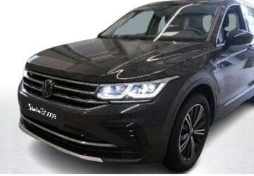 VW Tiguan 28.500 km 28.900 &euro; Bergisch Gladbach 51465