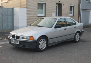 BMW 320 113.000 km 6.890 &euro; Köln 50739