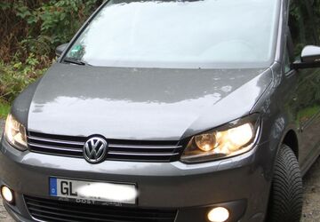 VW Touran 239.000 km 5.700 &euro; Rösrath 51503