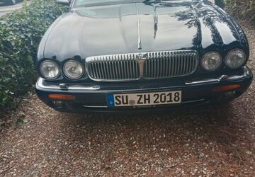 Jaguar Daimler 127.000 km 21.900 &euro; Niederkassel 53859