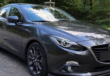 Mazda 3 83.000 km 13.400 &euro; Remscheid 42897