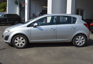 Opel Corsa 199.900 km 2.990 &euro; Köln Ostheim 51107