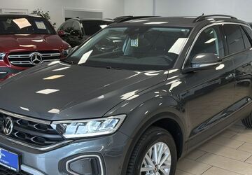 VW T-Roc 46.323 km 23.950 &euro; Bonn 53227