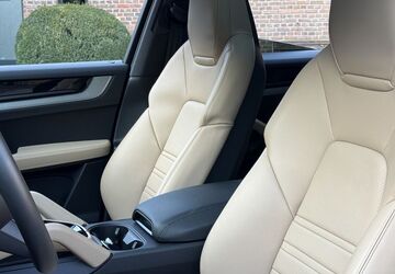 Porsche Cayenne 11.000 km 105.790 &euro; Frechen (bei Köln) 50226