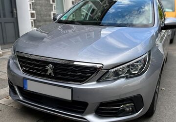 Peugeot 308 137.000 km 8.990 &euro; Bonn 53225