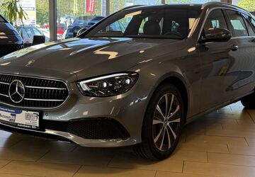 Mercedes-Benz E 300 114.557 km 26.000 &euro; Hennef 53773