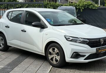 Dacia Sandero 25.267 km 10.289 &euro; Engelskirchen 51766
