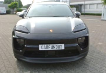 Porsche Macan 9.999 km 81.777 &euro; Köln Lövenich 50859
