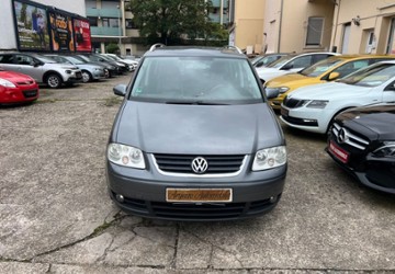 VW Touran 215.000 km 2.990 &euro; Bonn 53123