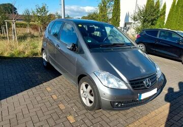 Mercedes-Benz A 180 203.000 km 4.900 &euro; Dormagen 41542