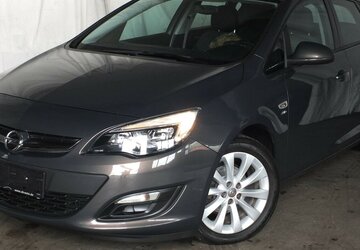 Opel Astra ACTIVE KLIMAANLAGE 17ZOLL LMF TEMPOMAT 92.855 km 6.450 &euro; Köln 50858